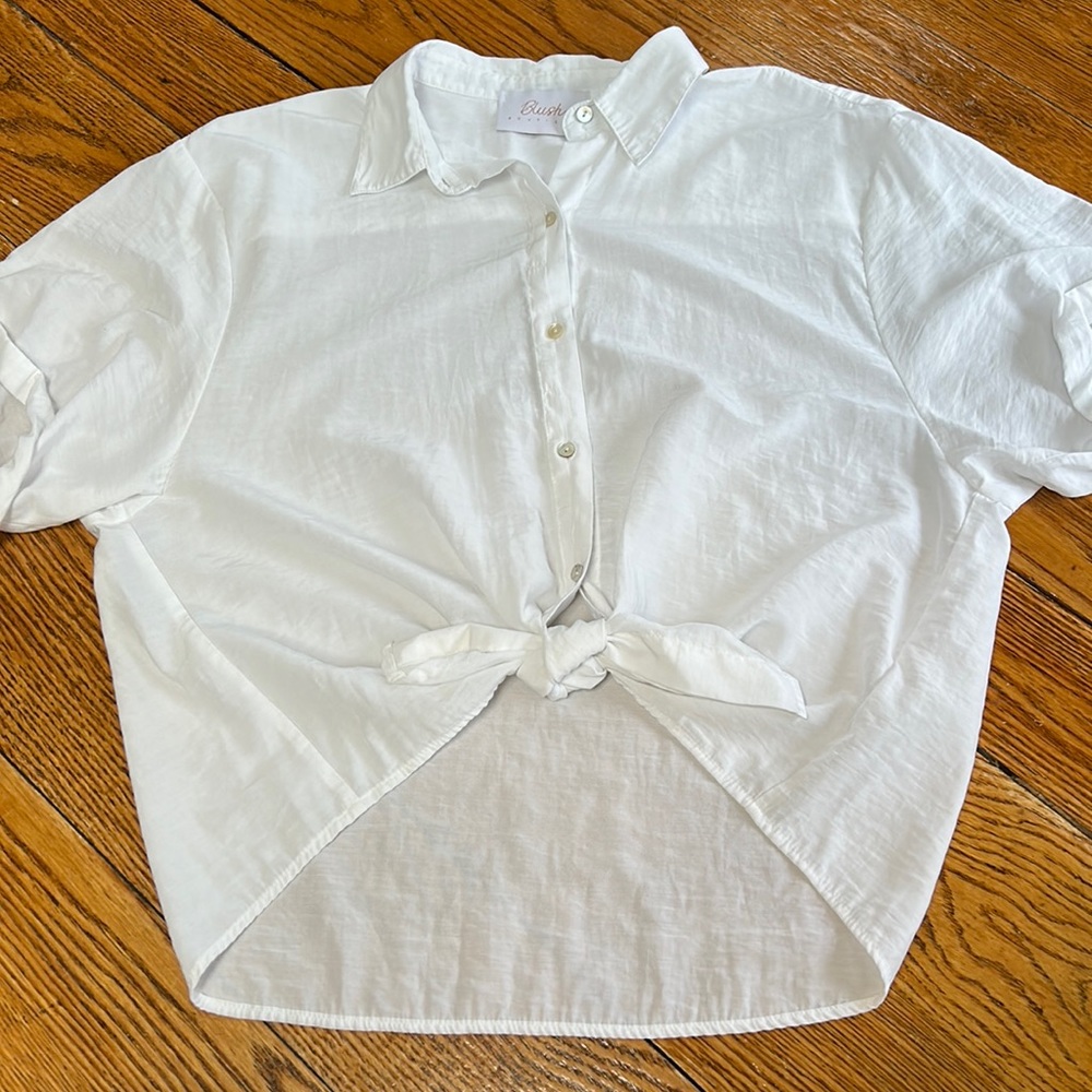 Blush Boutique brand white blouse, button front, ties @ waist.  Size Large.